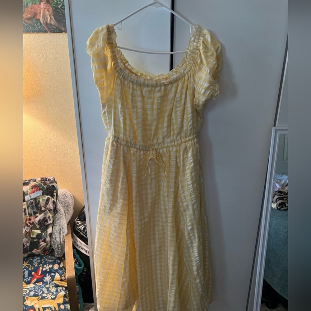 Midi Seer Sucker Off Shoulder Peasant Dress, size 1
